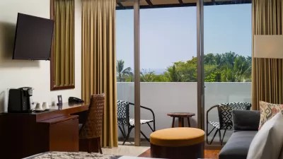 Deluxe Ocean View - Living Area