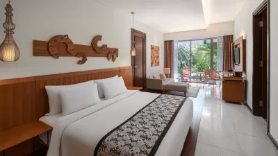 Deluxe Pool Acces - King Bed