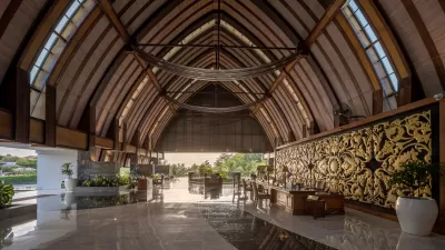 Merusaka Nusa Dua Lobby 