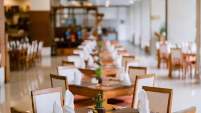 Gading Restaurant - Table Setup